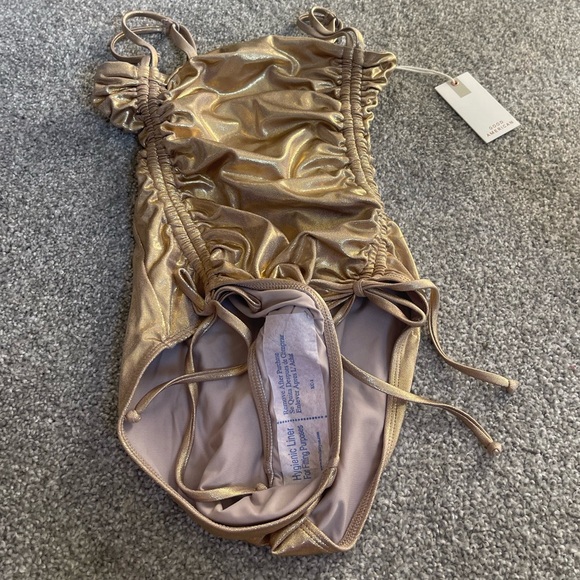 Good American One-Piece Swimsuit – Metallic Gold (Size 1 / Small) - Picture 6 of 9